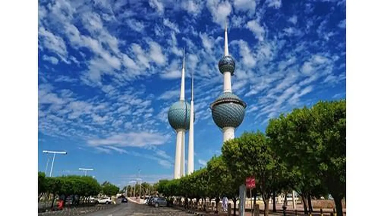 انخفاض طفيف.. الأرصاد الجوية تعلن تفاصيل درجات الحرارة وفرص سقوط الأمطار